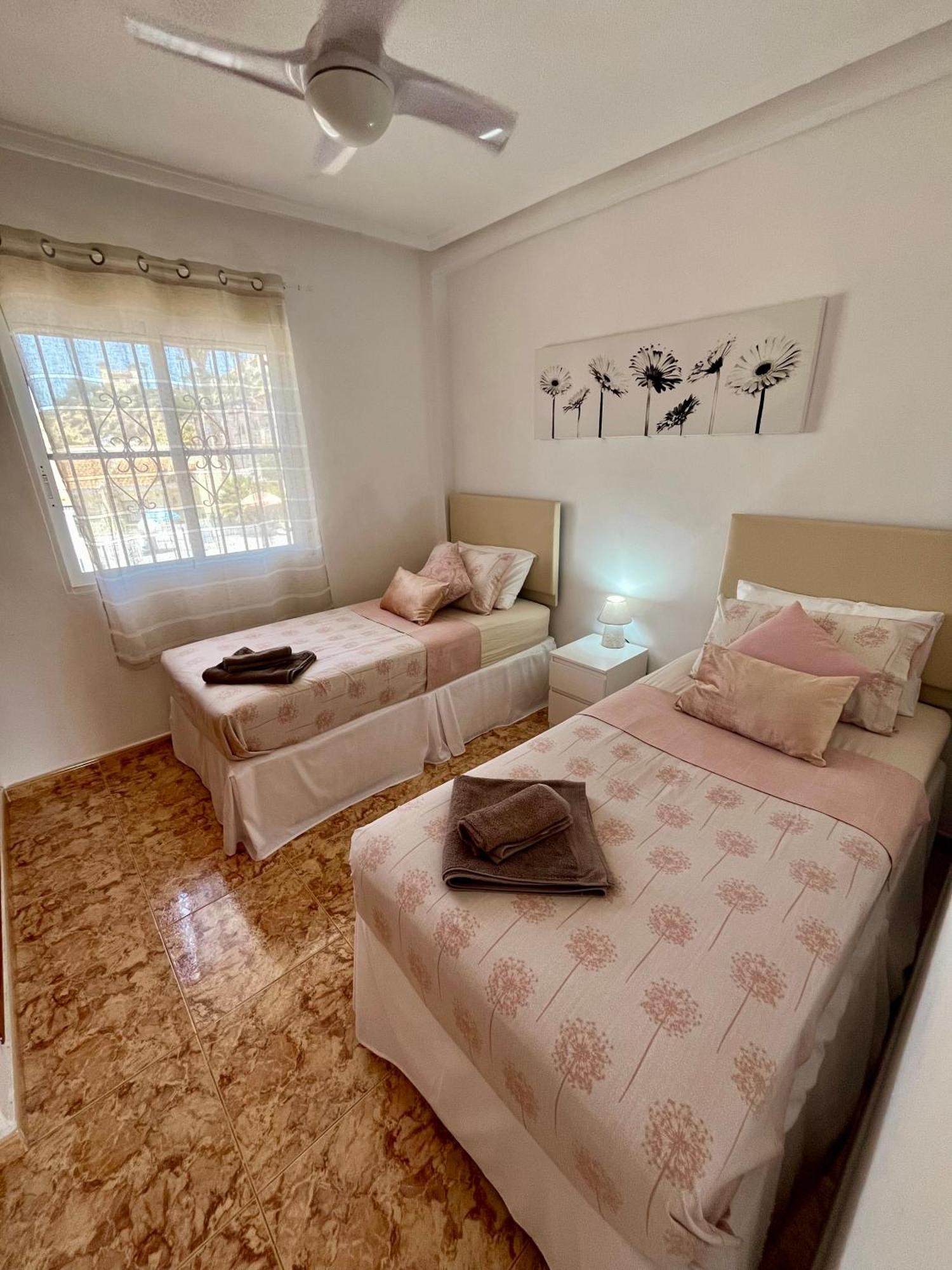 Tranquil Self Catering Golf Course Apartment Alicante Bagian luar foto